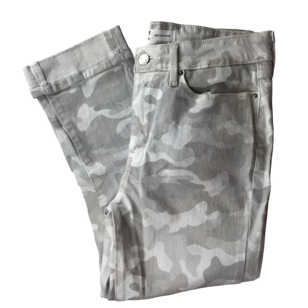 LEVI STRAUSS Signatrue Mid-Rise Capri WhiteGray Camo Camouflage Sz Women's W27 - Picture 11 of 11